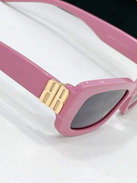 Picture of Balenciaga Sunglasses _SKUfw79164462fw